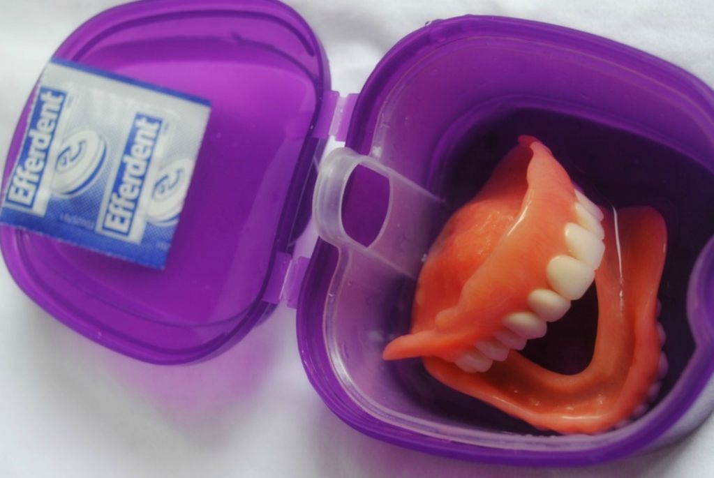 downside-of-having-dentures